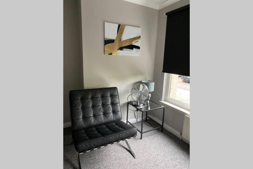 Peter Pan Apartment In The Heart Of Inverness Dalneigh Bagian luar foto
