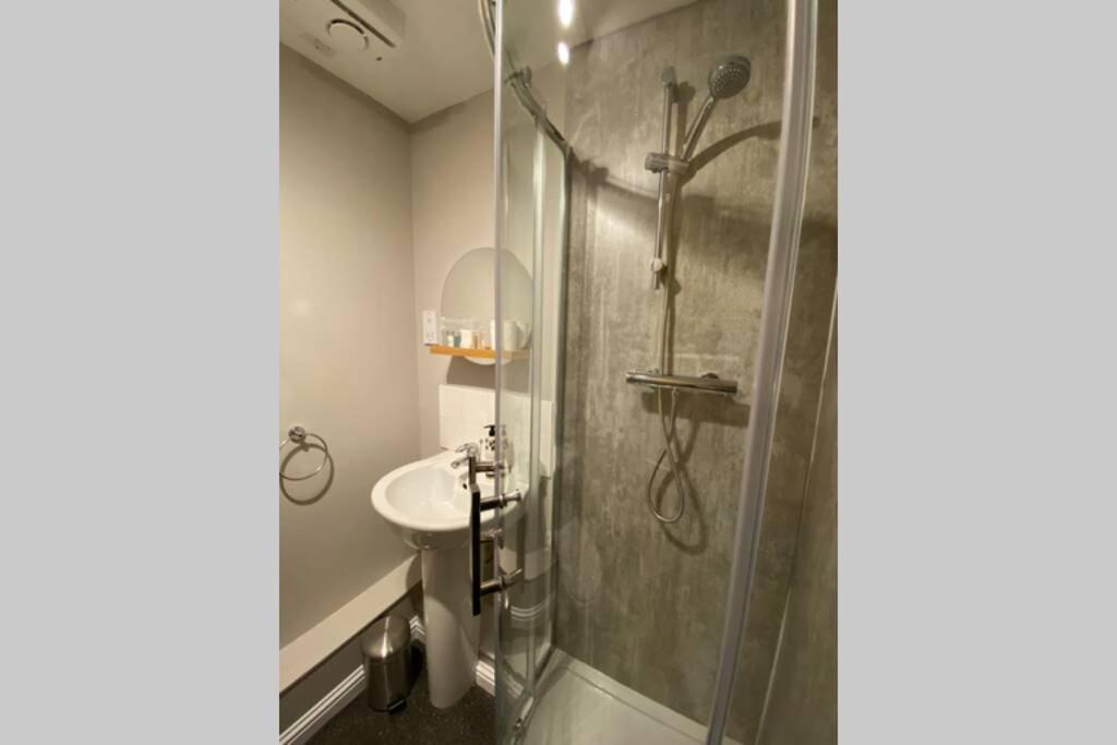 Peter Pan Apartment In The Heart Of Inverness Dalneigh Bagian luar foto